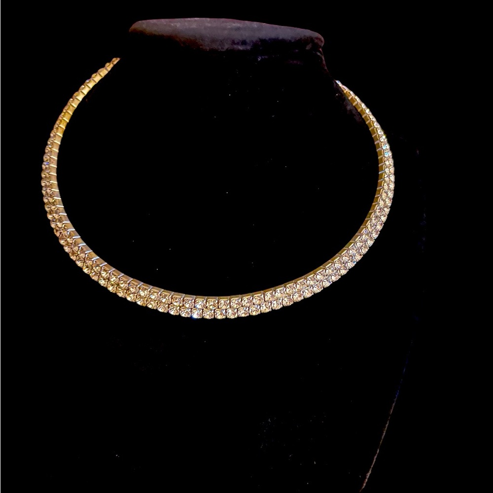 Women’s Double Strand Rhinestone Choker with extension NWOT